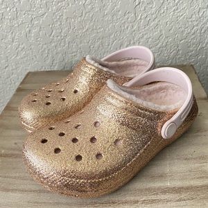 Crocs Fluffy Lining Gold Sequin Shoes Pink